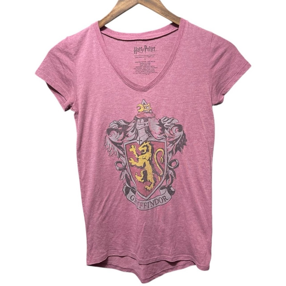 Harry Potter Gryffindor graphic short sleeve V-neck movie promo y2k 2000s shirt